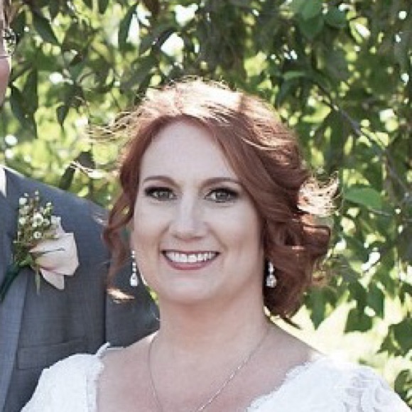 Meet your Posher, Kerri - Picture 1 of 1